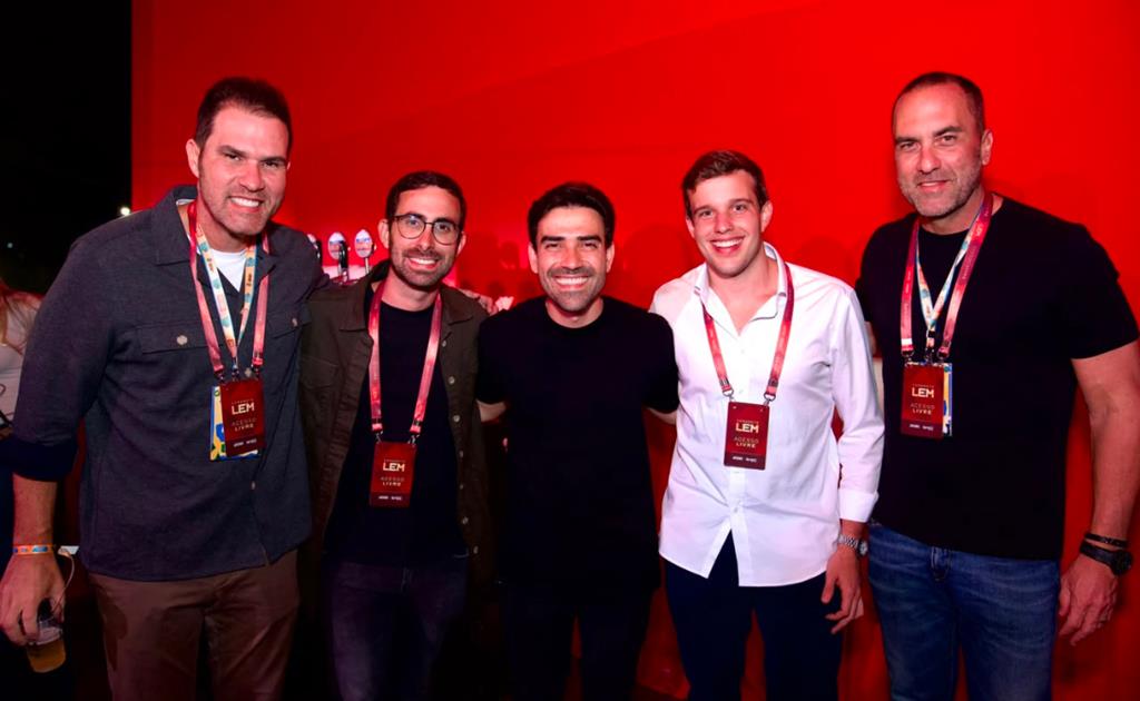 Camarote LEM confirma sucesso na segunda noite do Arraiá em Luís Eduardo Magalhães